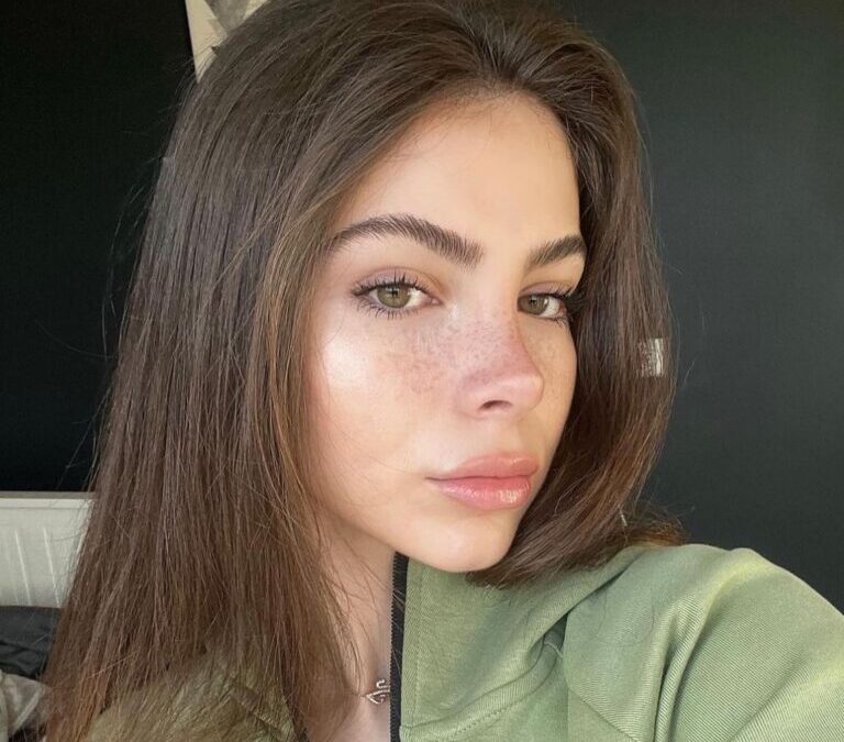 Chirurgie du Nez Barbie en Tunisie : La Rhinoplastie qui Fait Rêver